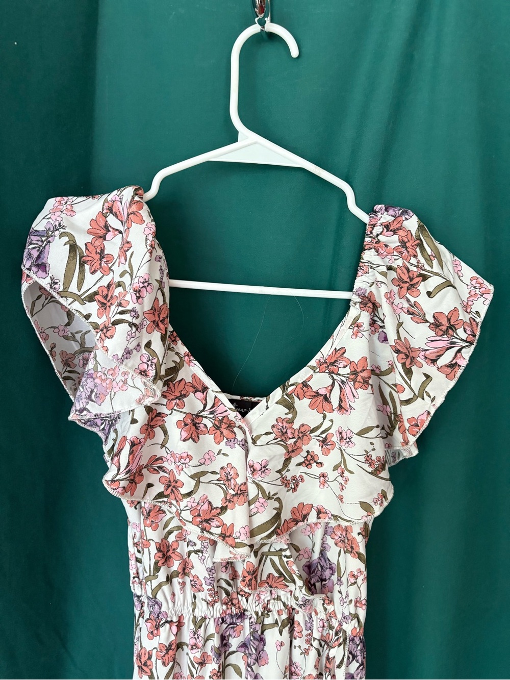 Streetwear Society White Floral Maxi Dress with Pink & Purple Print - Picture 2 of 7